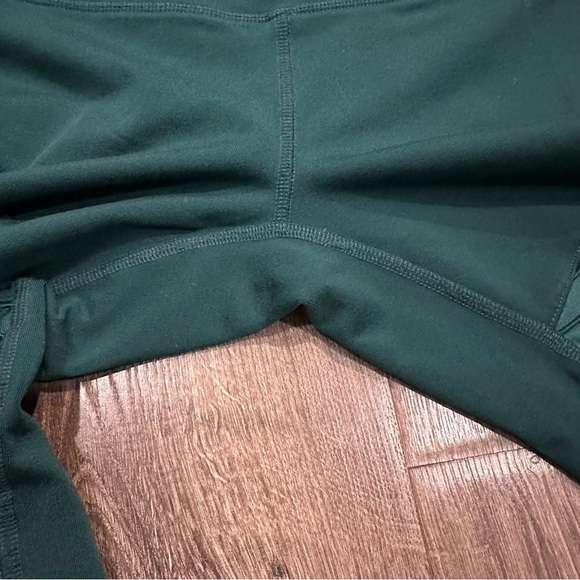 Alo Yoga Pants High Waisted Moto Leggings Size XS Green Workout Gym Activewear - Picture 7 of 12